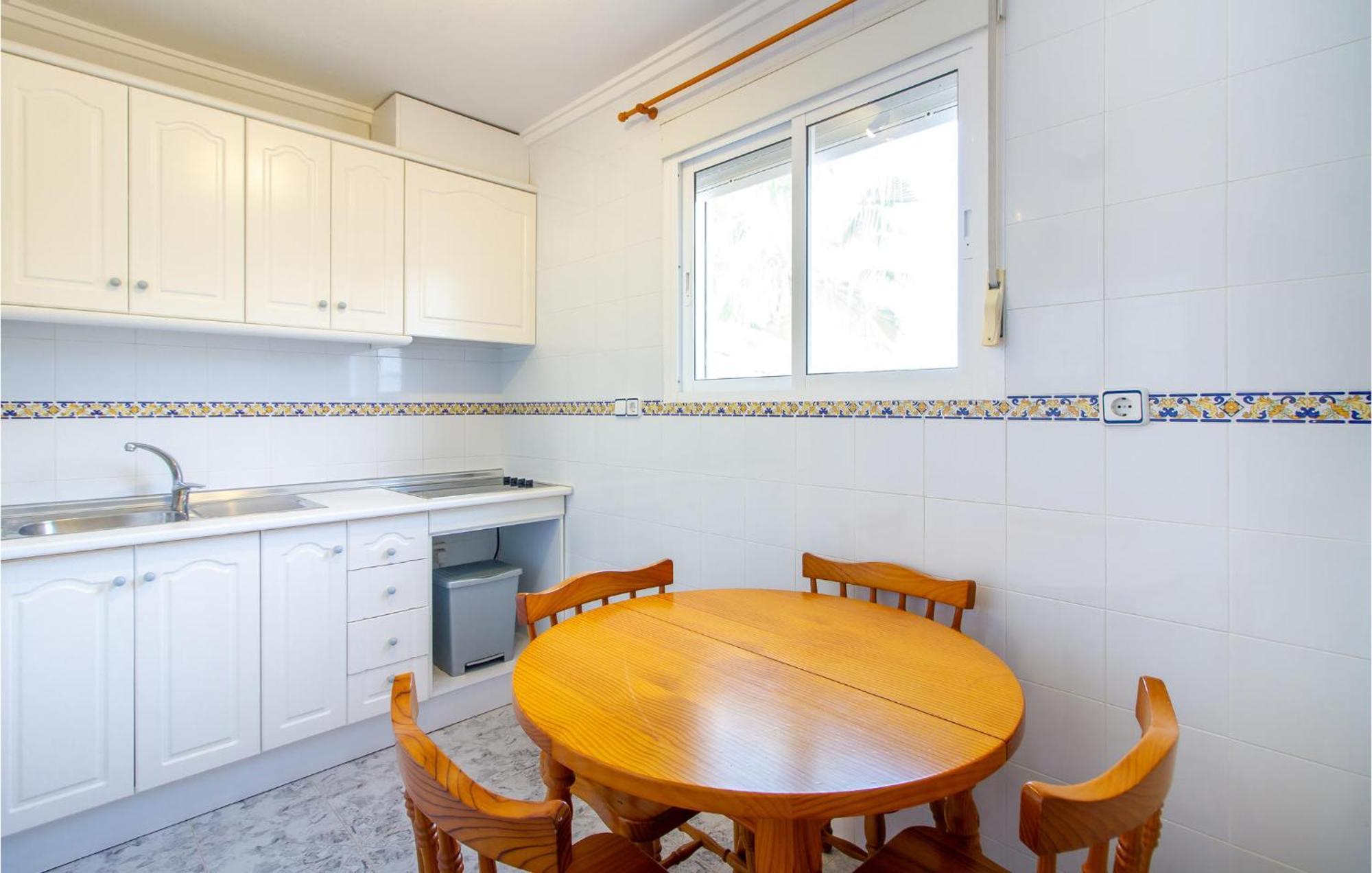 Beautiful Home In Gran Alacant With Kitchen Санта Пола Экстерьер фото