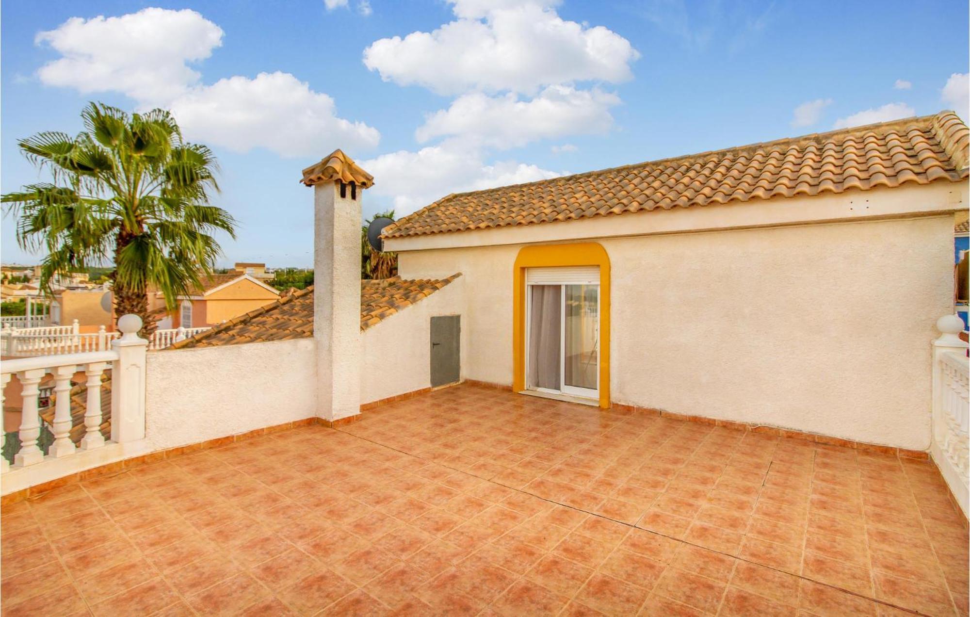 Beautiful Home In Gran Alacant With Kitchen Санта Пола Экстерьер фото